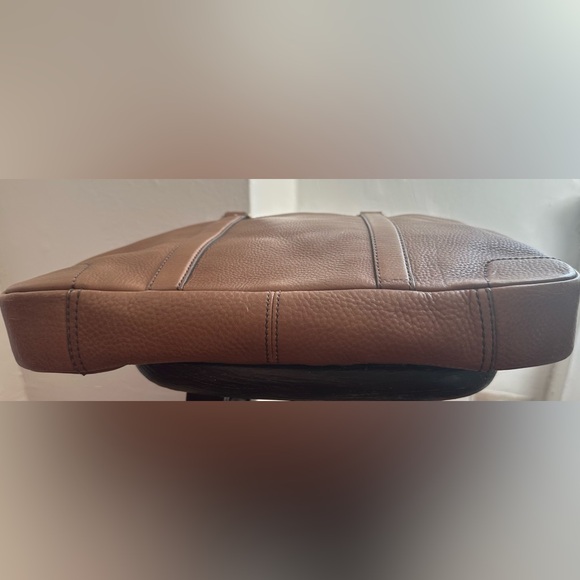 Coach brown leather briefcase bag with strap - Picture 8 of 12